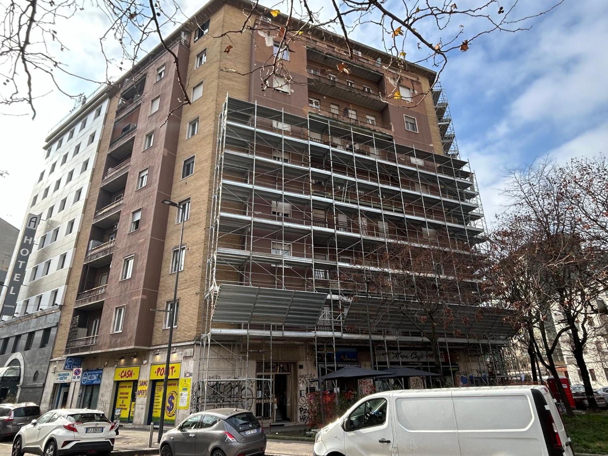 Fiore Milanese - San Siro, Fiera & City Life - Rinnovamento Facciata Palazzo In Corso Εξωτερικό φωτογραφία